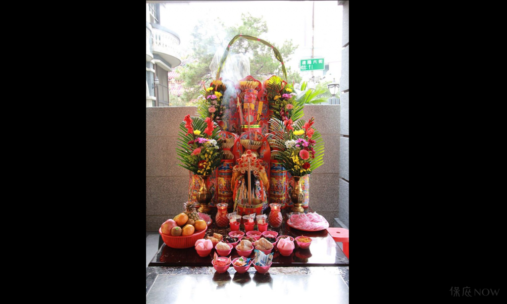 甘蔗是祭神的上好供品。（圖／翻攝自台中廣天宮財神開基祖廟臉書專頁）