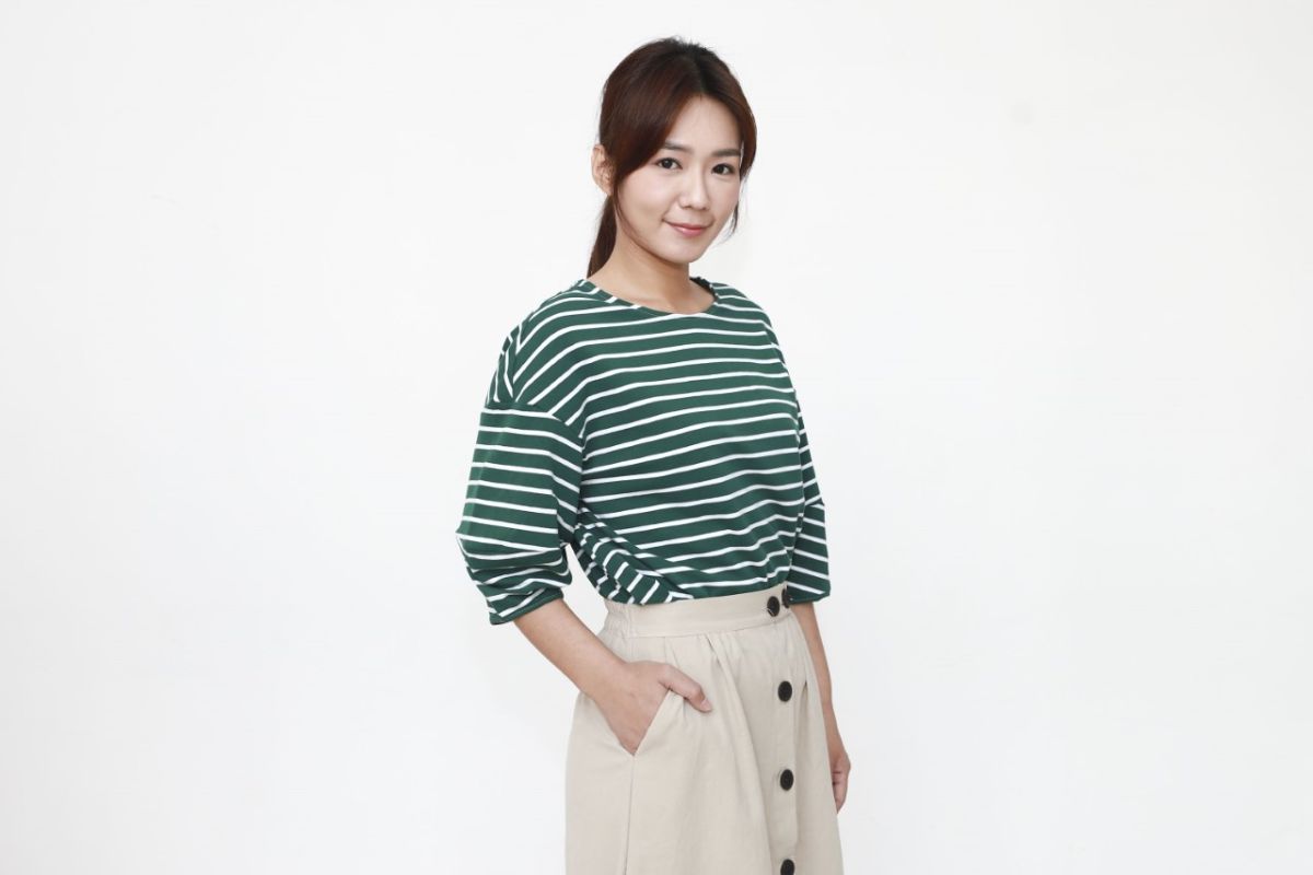 ▲李又汝為角色重新購買服裝。（圖 / 民視提供）