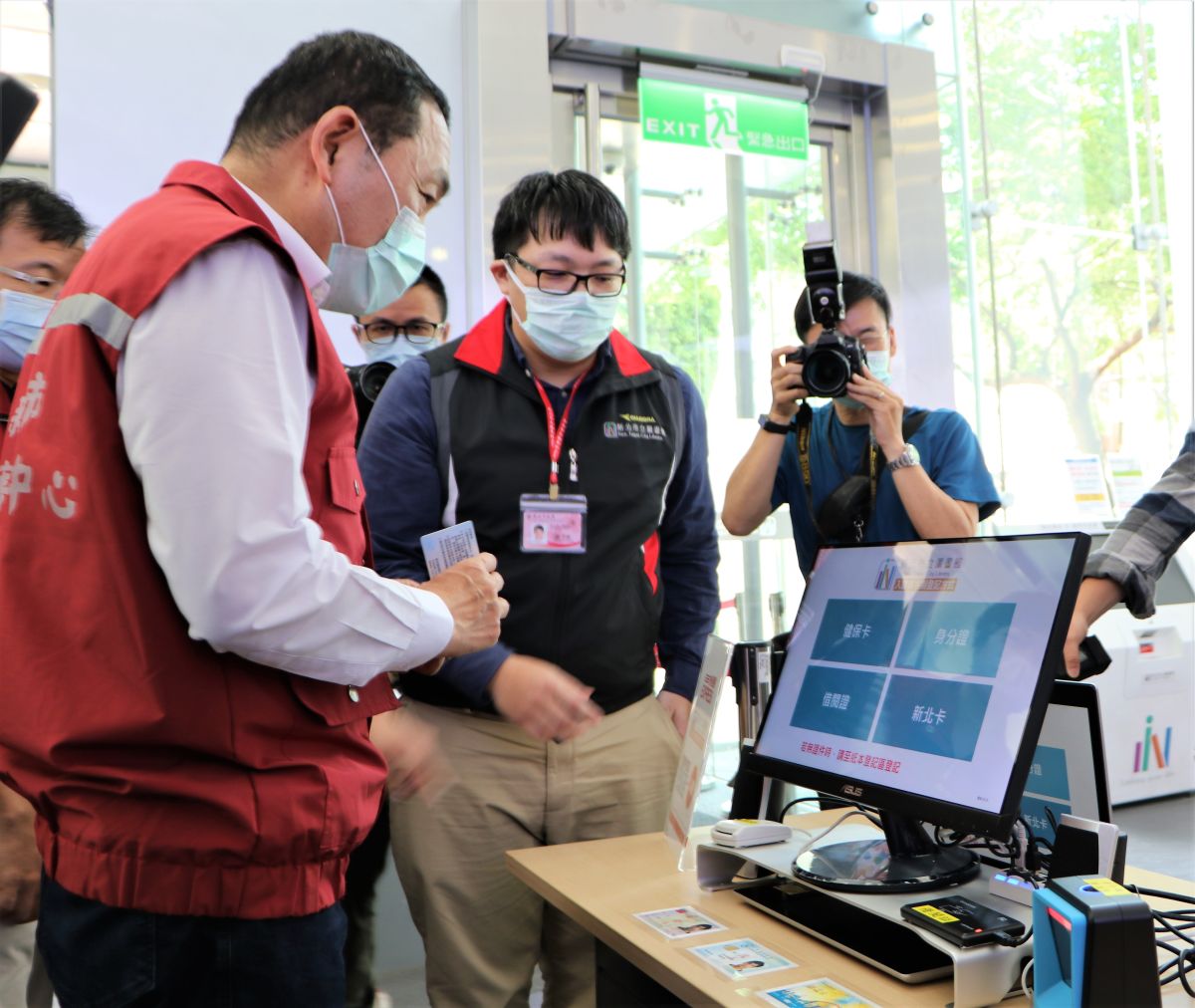 ▲新北市立圖書館5月4日起重新開放館內閱覽服務。（圖/ 新北市府提供）