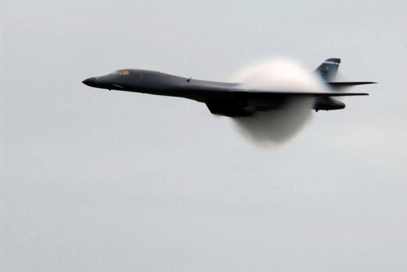 ▲美軍B-1B轟炸機具備超音速與低空飛行特性。（圖／美國空軍）