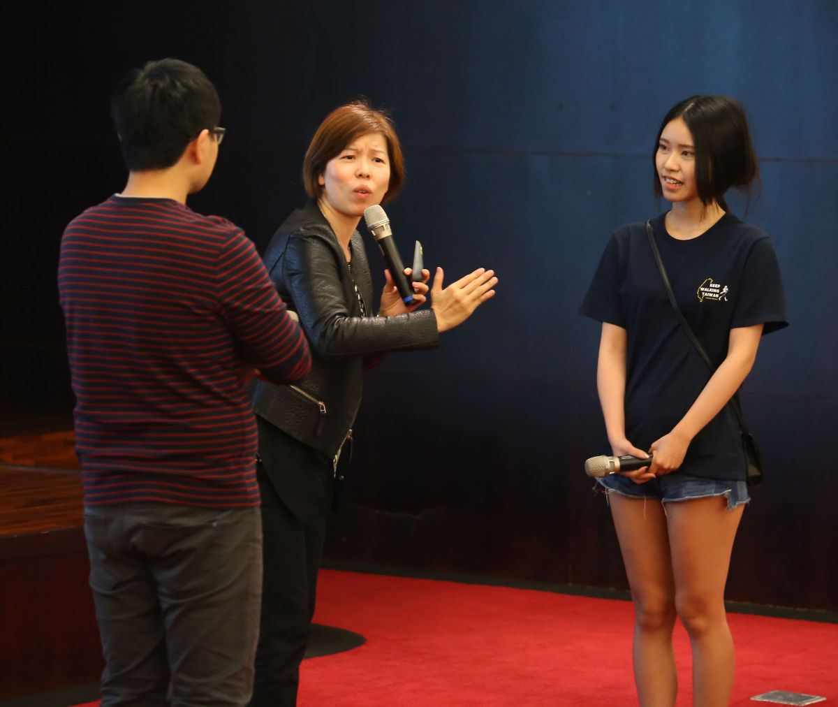 ▲2019年勵馨基金會講師郭真(中)實際指導職場安全與自我保護的課程，大獲好評。（圖／台灣帝亞吉歐提供）