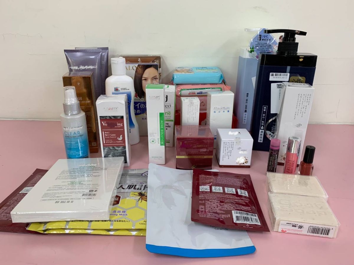 ▲中市食品藥物安全處去年化粧品及食品違規廣告共開罰559件。 (圖／食安處提供2020.5.6)