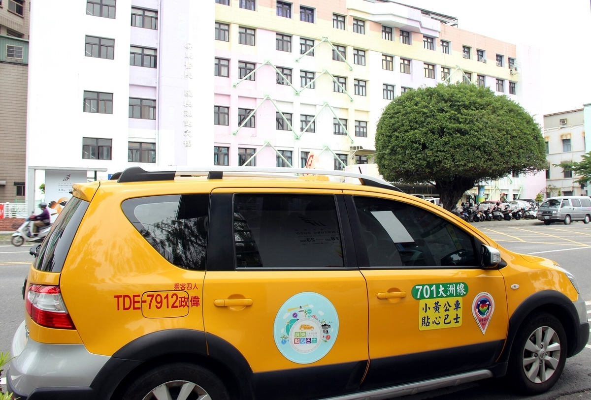 ▲屏東縣政府推出貼心巴士、小黃公車服務升級，增加民眾搭乘意願，近半年時間運量平均提升超過五成以上。在全民防疫意識高漲下，儘管乘客減少前往市場或到市區逛街，但前往醫療院所的乘客大增。（圖／屏東縣政府提供 , 2020.05.06）