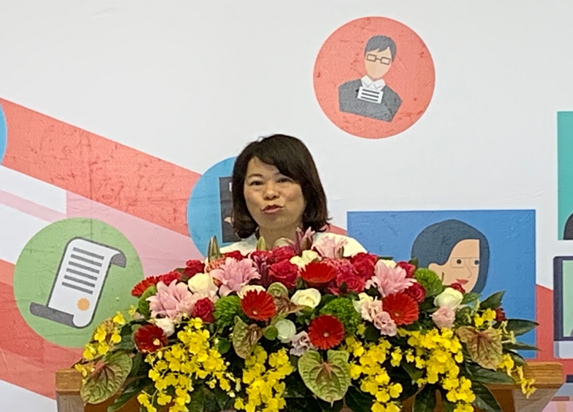 ▲黃敏惠市長非常關切的立刻要求社會處、民政處、東西區公所等迅速整合，提供使民眾安心的申請服務。(圖／記者陳惲朋攝）