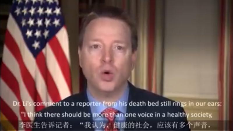 ▲博明發表全中文演說,談論五四運動精神和中國民主。(圖/翻攝自