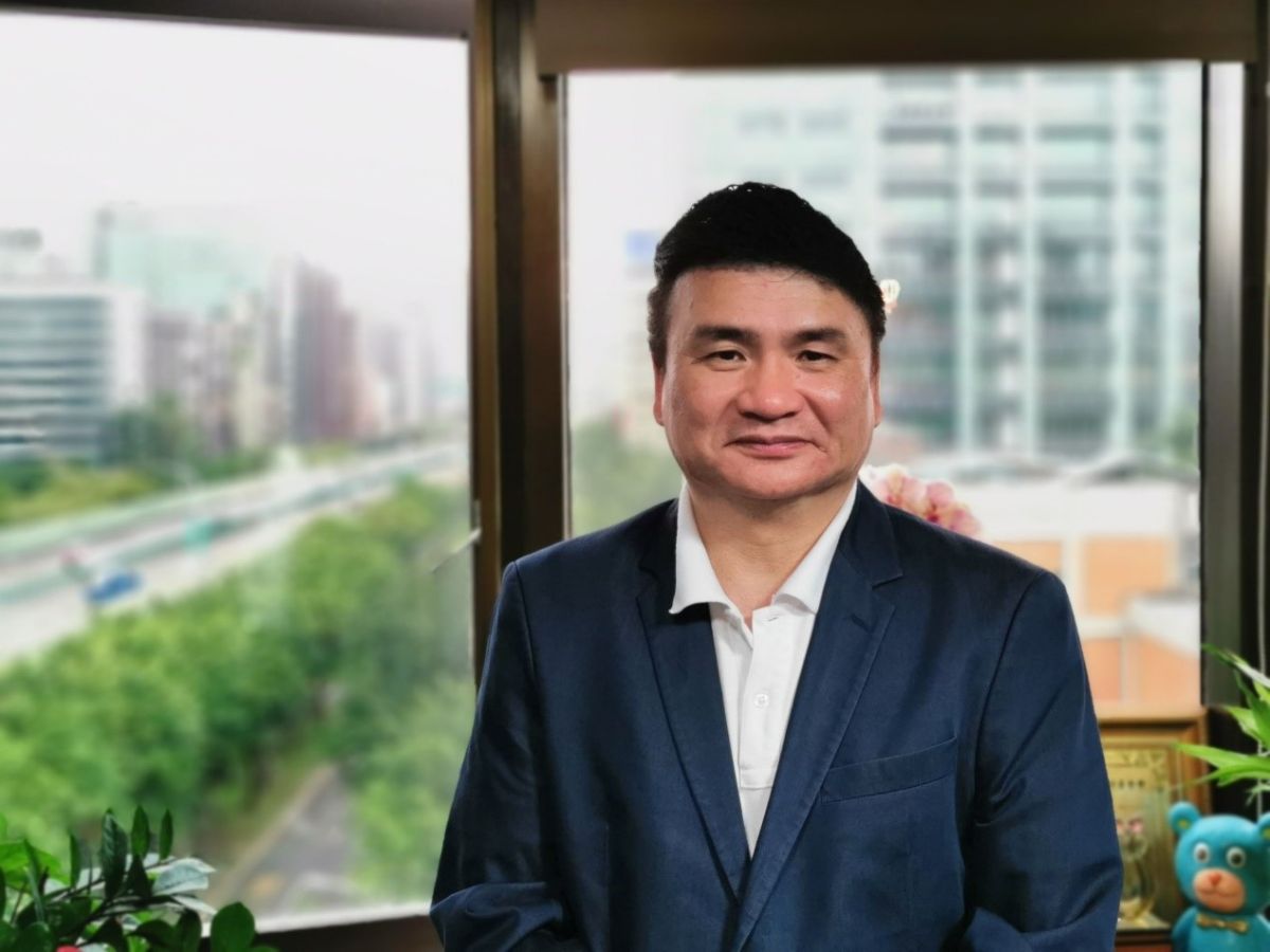 ▲富比士網科公司執行長陳高超分析，根據調查結果顯示，年輕人並不是「月光族」，是有儲蓄、投資觀念的。（圖／富比世網科公司提供）