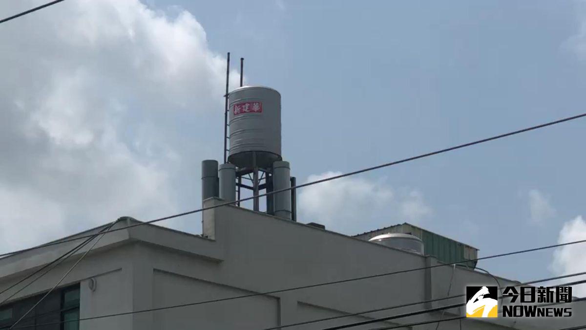 ▲和美鎮柑井里民要求三家電信公司在里內共同設置的一處基地台拆除，電信業者直接將訊號關閉，造成柑井里約千戶電信用戶手機斷訊。（圖／記者陳雅芳攝，2020.05.09）