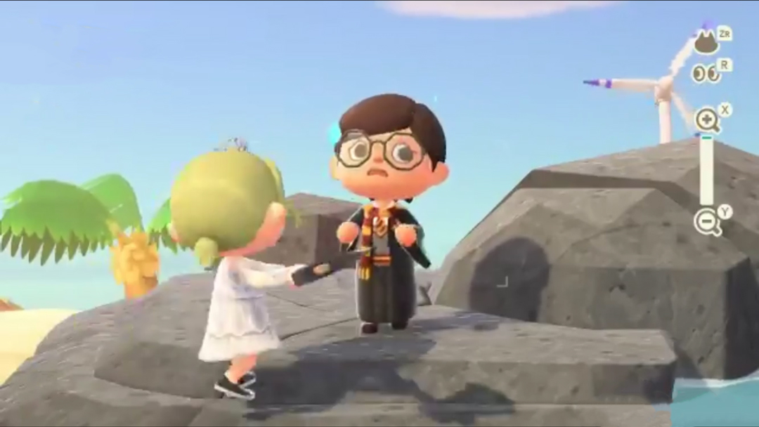 ▲《玩命Online：雙槍對決》結合《動森》創意，地獄新娘大砍小巫師哈利。（圖／捷傑）