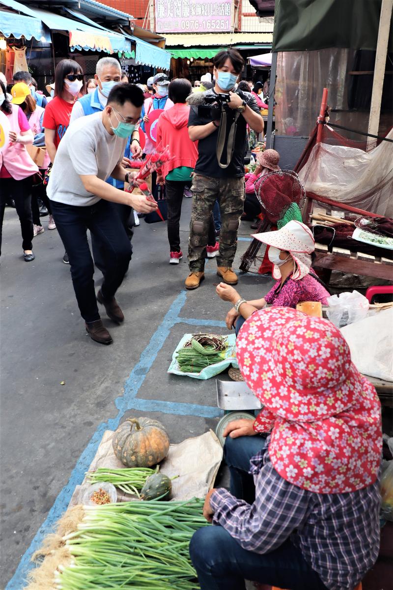 ▲上任國民黨主席才2個多月的江啟臣,展開全國各縣市「接地氣」之旅,澎湖是第19個縣市。(圖/記者張塵攝,2020.05.10)