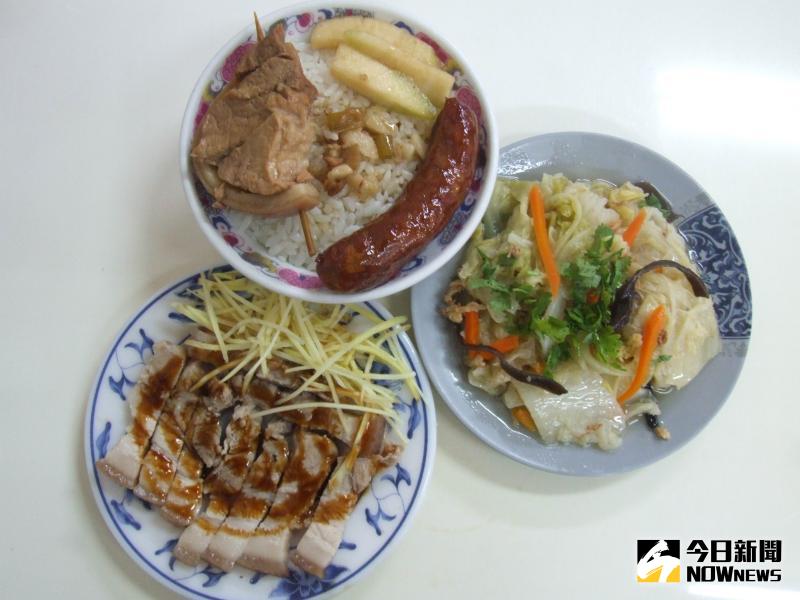 ▲一碗飽足的香噴噴的焢肉飯,是許多人一早活力的來源,至今焢肉飯已成最受彰化人喜愛的平民美食之一。(圖/記者陳雅芳攝,2020.05.10)