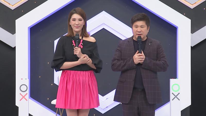 ▲胡瓜(右)和女兒小禎首私下也常鬥嘴。(圖/中天提供)