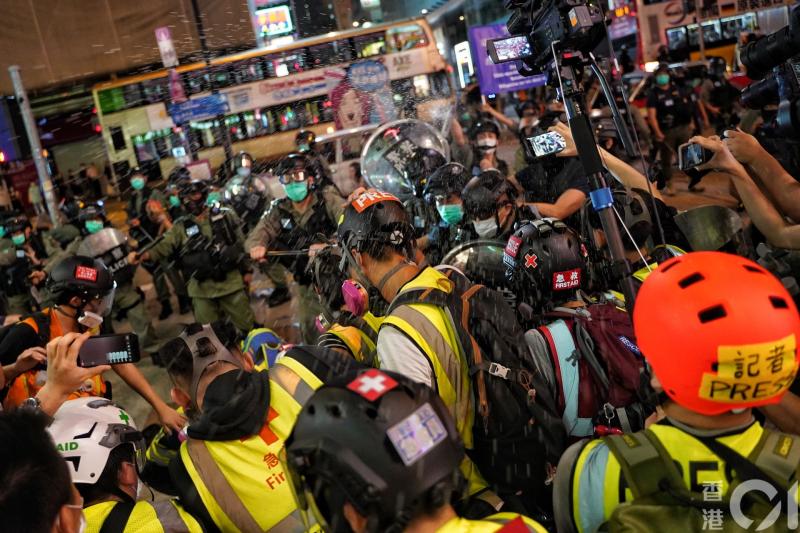 ▲香港網友星期日發起「和你SING」示威活動。（圖／翻攝自《香港 01 》）