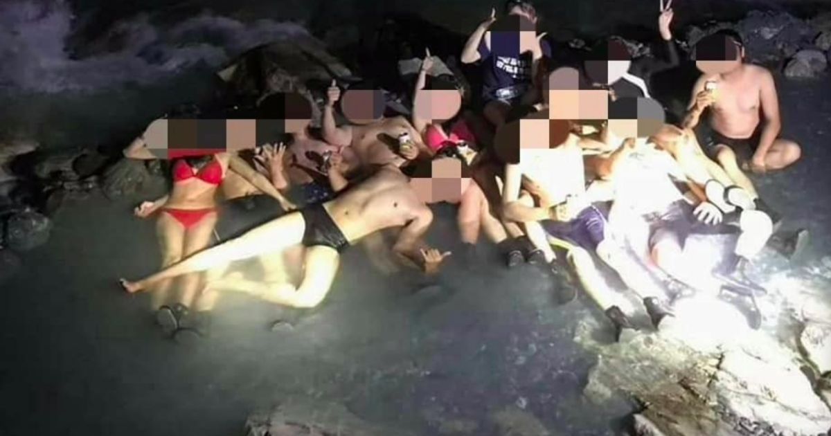 ▲民宿業者帶著旅客夜衝太魯閣秘境溫泉。（圖／翻攝爆料公社二館）