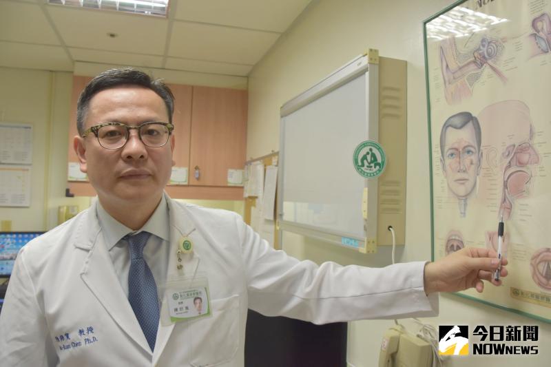 ▲陳穆寬教授表示,甲狀腺惡性腫瘤若能早期治療並不可怕,可怕的是錯失治療的黃金期。(圖/記者陳雅芳攝,2020.05.12)