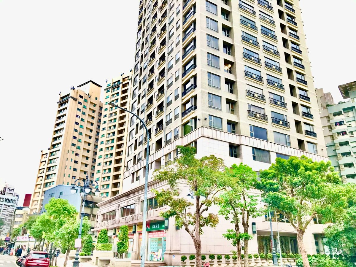 ▲北投房屋物件類型多元，生活機能佳，吸引各類型族群在此居住。（圖／信義房屋提供）