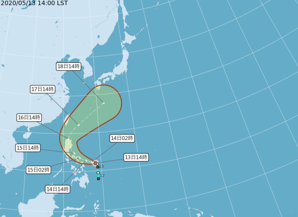 ▲今年第一號颱風「黃蜂」強度持續增強，目前以每小時9公里速度，向西北西進行，預估最快在明（14）日增強為中度颱風等級。（圖／截自氣象局）