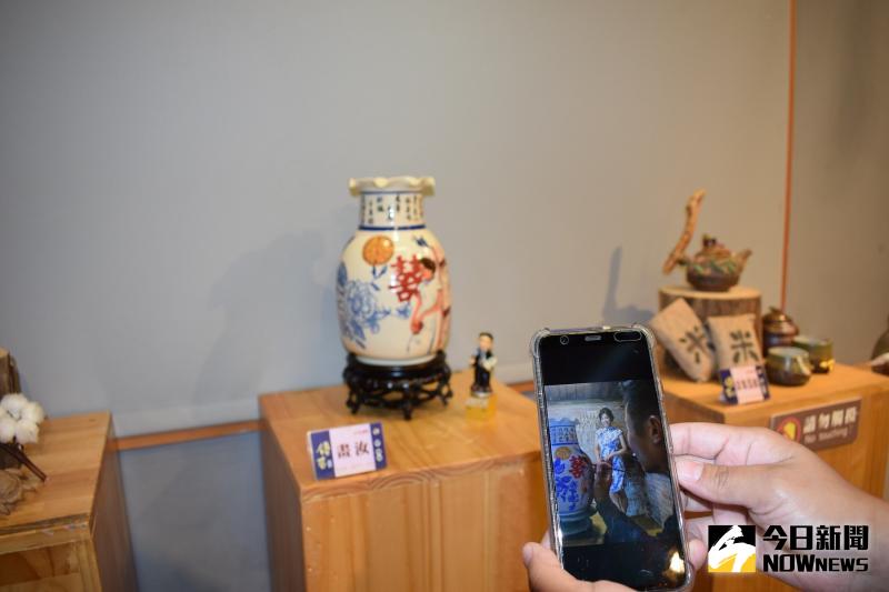 ▲陶藝師郭建祐作品「畫汝」。(圖/記者洪佳伶攝,2020.05.13)