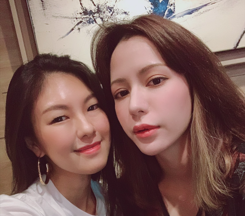 ▲嫚凌（左）與Keanna因為合作歌曲，成為好友。（圖／星火映畫提供）