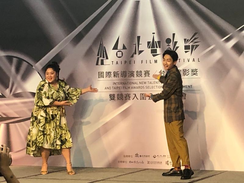 ▲蔡嘉茵(左)、林鶴軒公布台北電影節入圍名單。(圖/記者吳雨婕攝,2020,05.15)