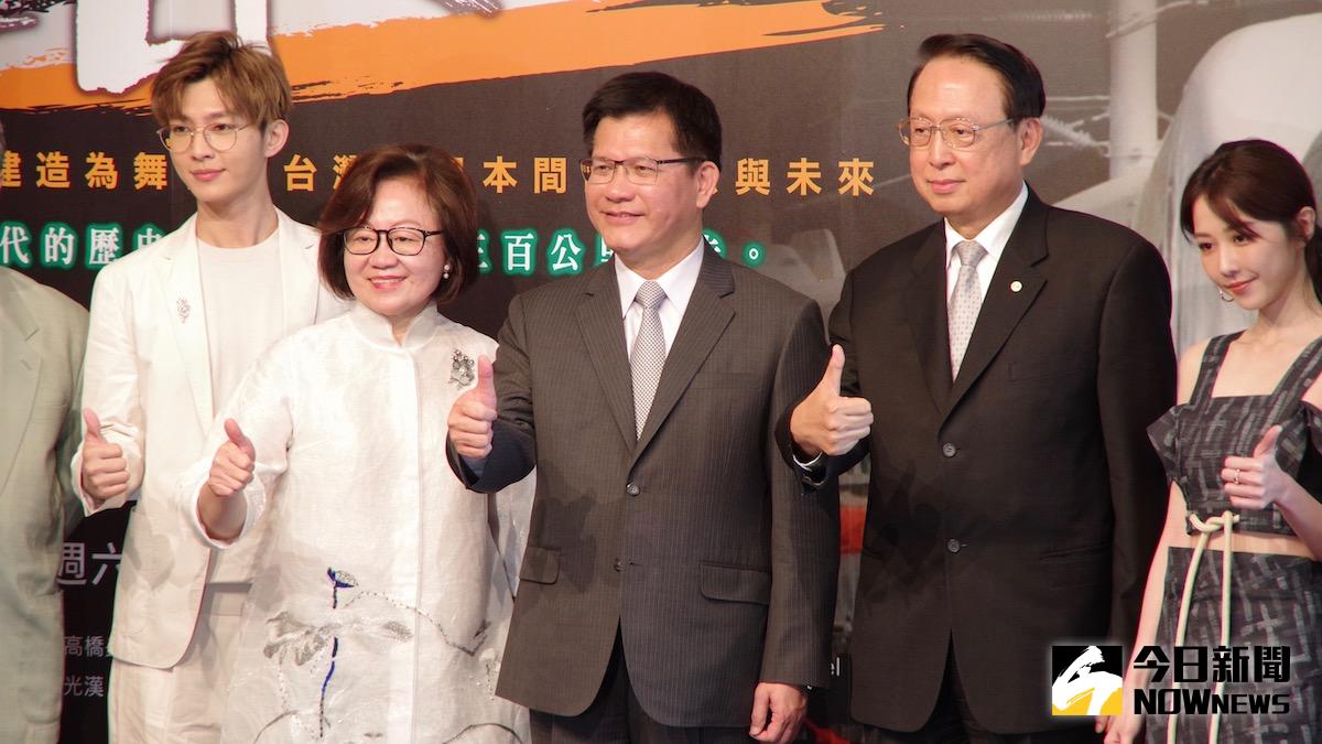 ▲交通部長林佳龍今（ 15 ）日出席高鐵「路~台灣Express~」記者會，透露防疫安心旅遊及各項公共運輸鬆綁措施。（圖／記者陳致宇攝，2020.05.15）