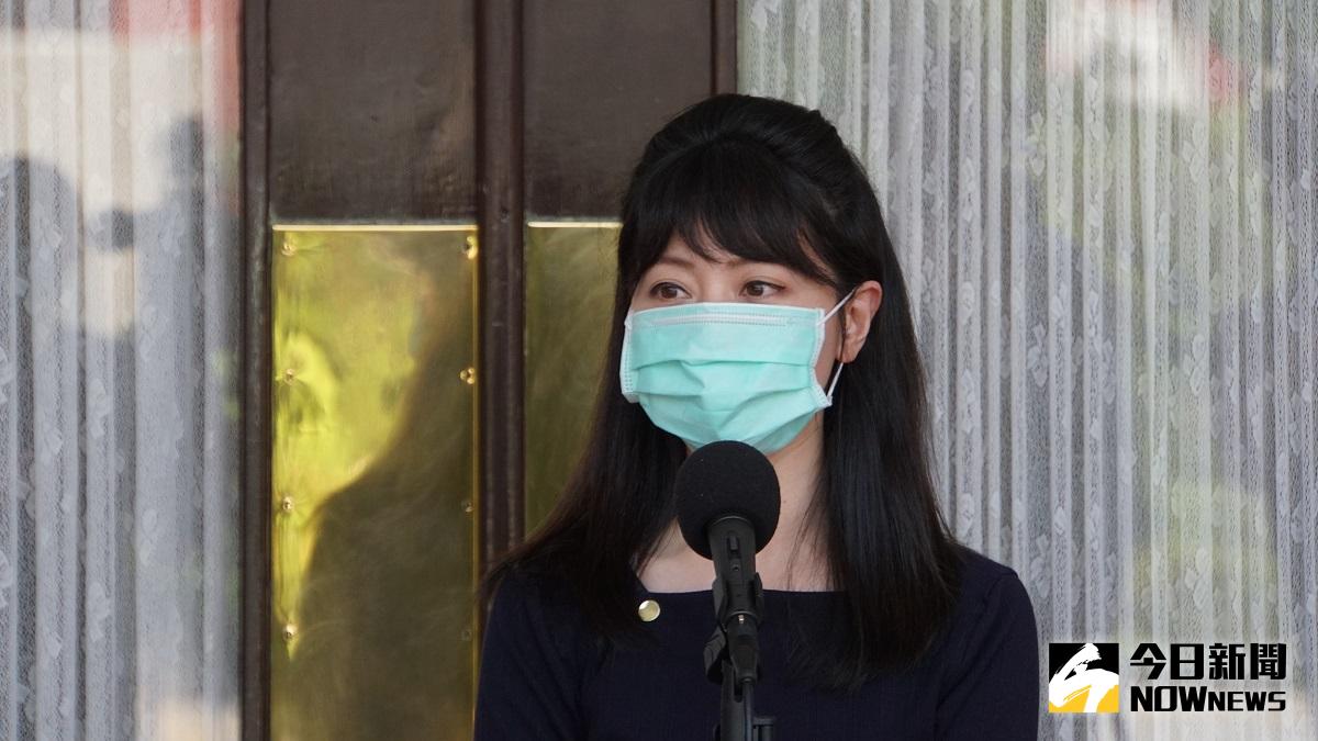 ▲民進黨立委高嘉瑜昨天宣布，內湖服務處有員工確診，因此暫停3天進行全面清消。(圖/記者呂炯昌攝)