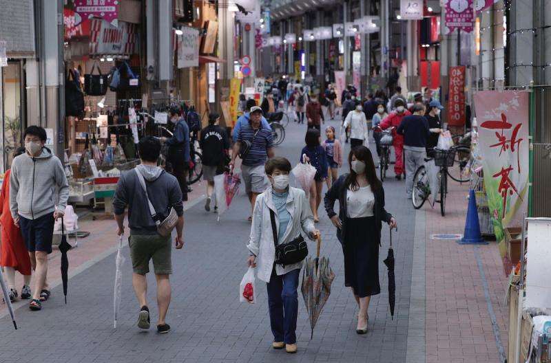 ▲疫情下的日本街頭一景。（圖／美聯社／達志影像）