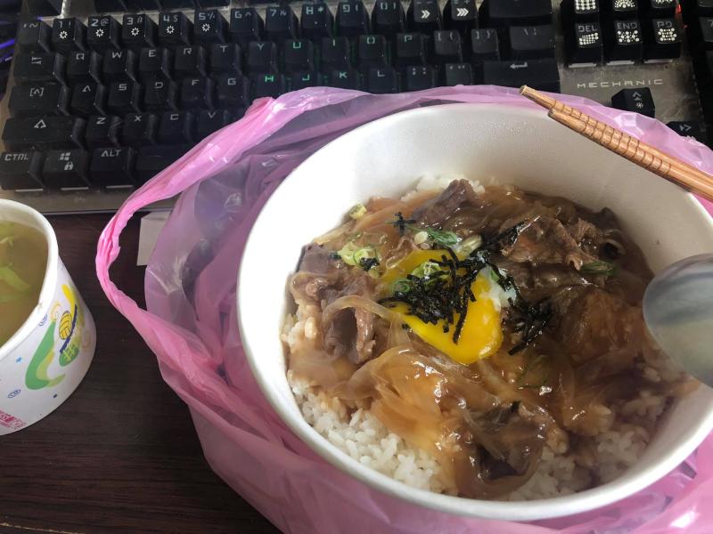 ▲網友抱怨點外送遇到不好吃的餐點。(圖/翻攝爆怨公社)