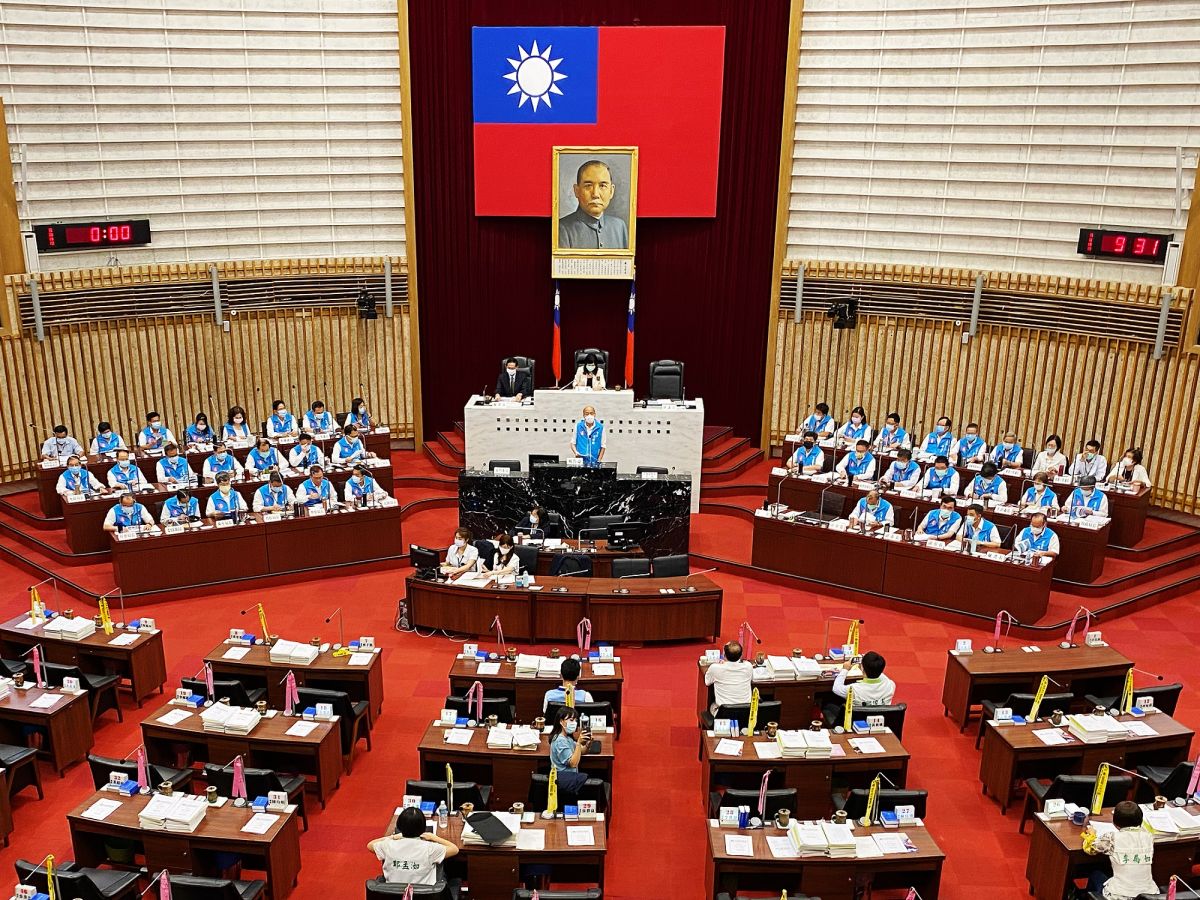 
▲高雄市議會今(18)日進行市長施政暨嚴重特殊傳染性肺炎相關政策報告與質詢議程，市長罷免案成為各黨團質詢焦點。（圖／記者張文晃攝，2020.05.18）
