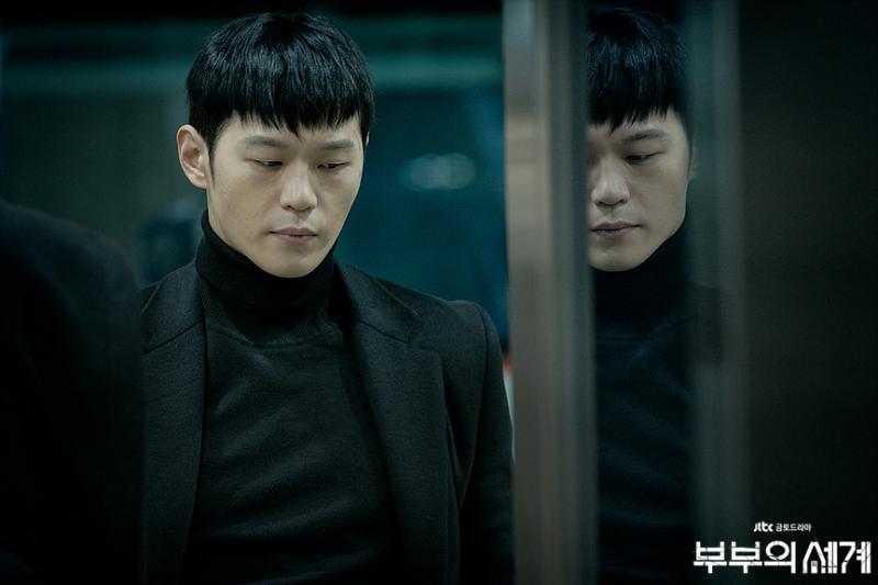 ▲李學周因《夫婦的世界》受到關注。(圖/JTBC)