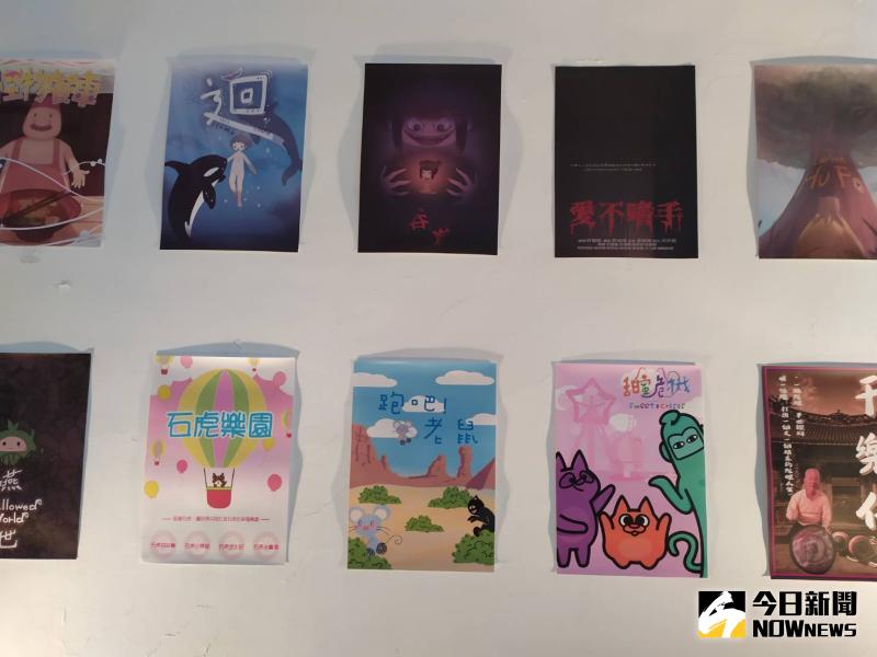 ▲透過作品呈現,可以看出學生們充滿天馬行空創作想像,作品洋溢著後現代主義思潮。(圖/記者葉靜美攝,2020.05.19)