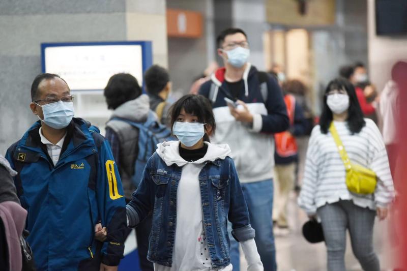 ▲近日就有網友在網路上表示疑惑,「新冠肺炎在台灣會二次爆發嗎?」。(圖/NOWnews資料畫面)