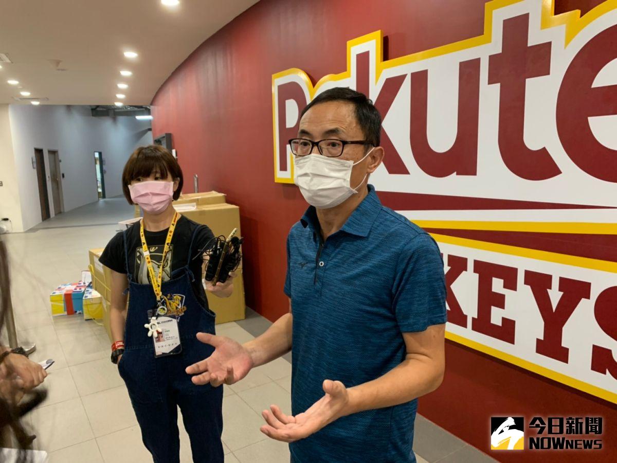 ▲中信兄弟領隊劉志威砲轟聯盟。（圖／吳政紘攝）