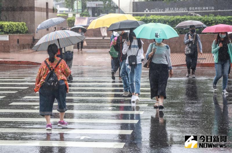 雨彈轟到下週一!「5縣市」明日嚴防豪雨 氣溫變化曝光