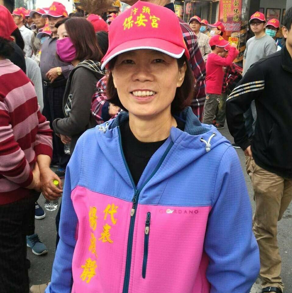 ▲連任三屆鎮民代表的楊淑靜與指鎮長夫婿兩人在鎮代會主席邱鳳蘭服務處狹路相逢，引發肢體衝突。（圖／翻攝楊淑靜臉書）