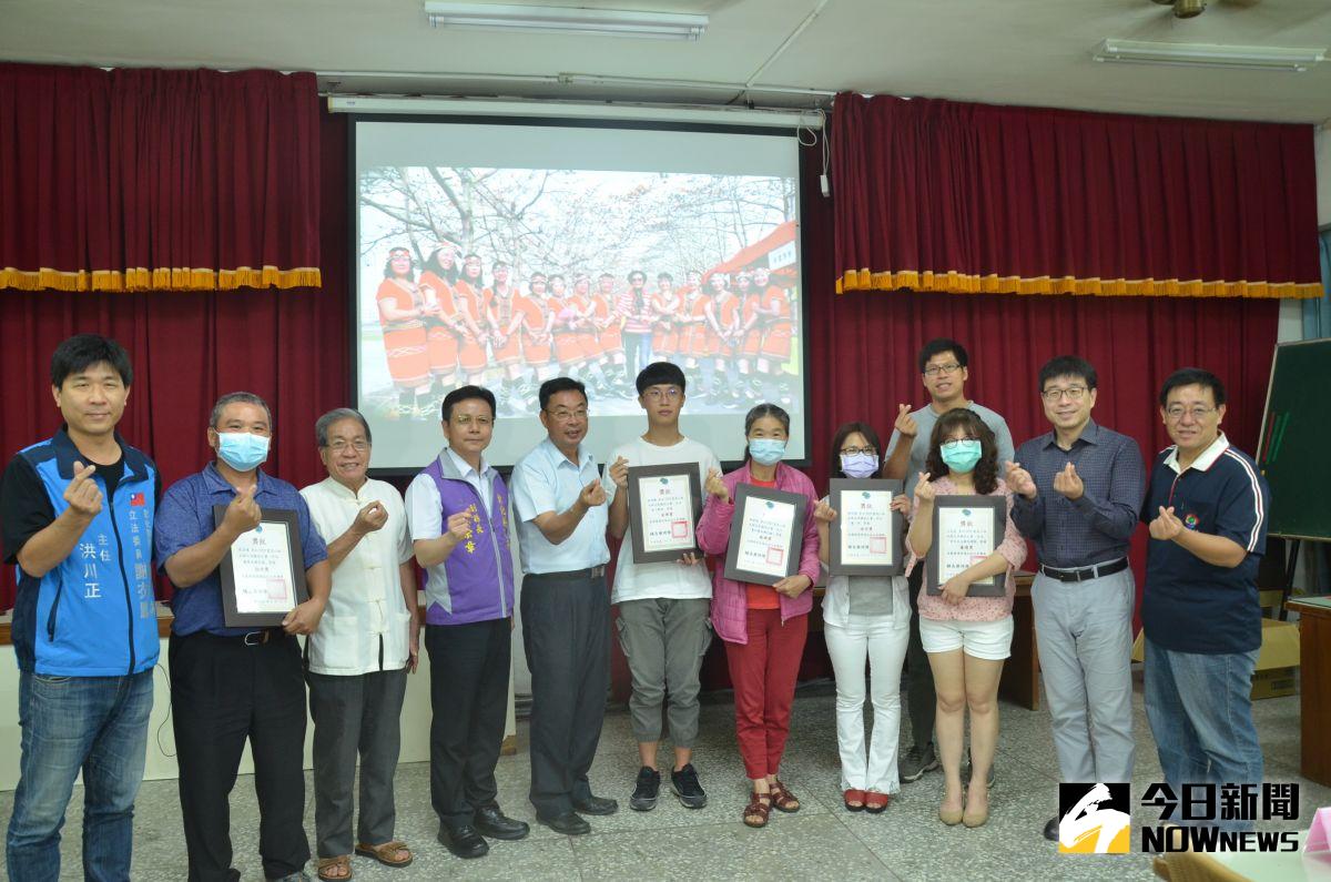 ▲2020愛在二林木棉花季攝影比賽，二林鎮公所舉辦頒獎典禮，透過愛好攝影者的鏡頭為二林木棉花道留下美麗瞬間。（圖／記者陳雅芳攝，2020.05.22）