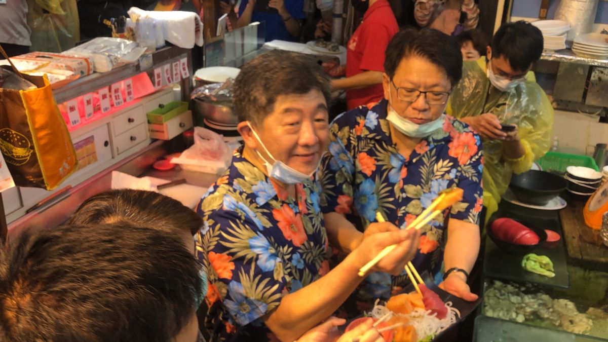 ▲中央流行疫情指揮中心指揮官陳時中，5月底曾親自帶隊南下墾丁，示範防疫樂活旅遊。(圖／記者劉雅文攝)