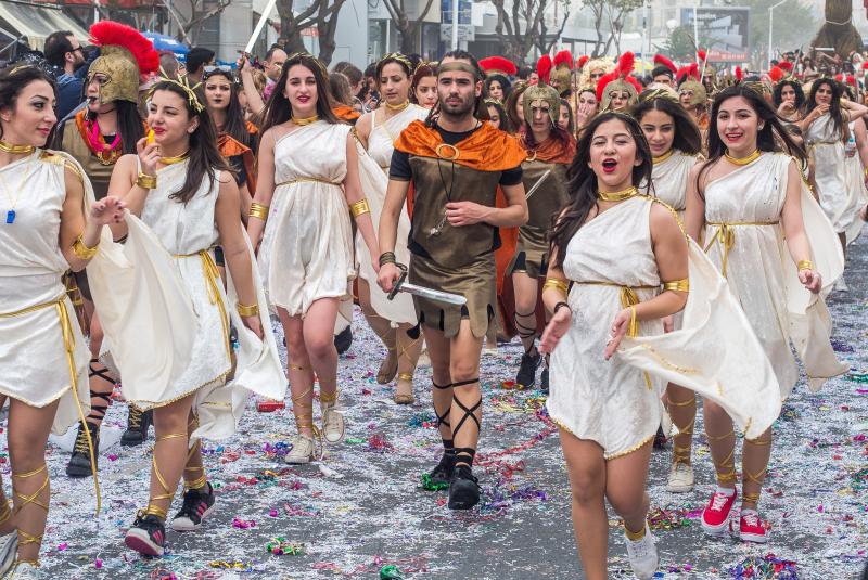 ▲觀光旅遊業是地中海島國賽普勒斯的重要命脈，圖為2014年利馬索狂歡節的盛況。（示意圖／翻攝維基百科 Sergey Galyonkin from Kyiv, Ukraine - Carnival in Limassol 2014, CC BY-SA 2.0）