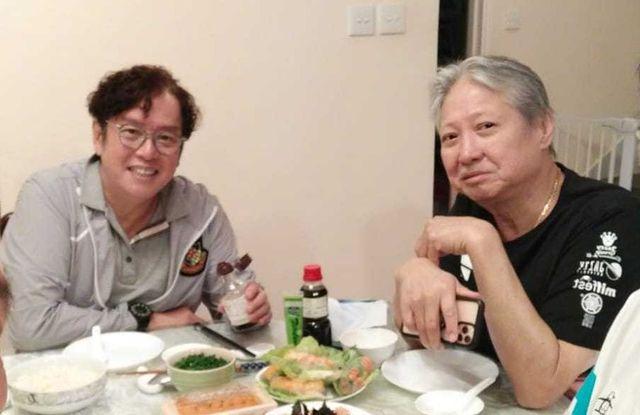 ▲▼洪金寶(上圖中、下圖右)暴瘦靠控制澱粉。(圖/譚詠麟微博)