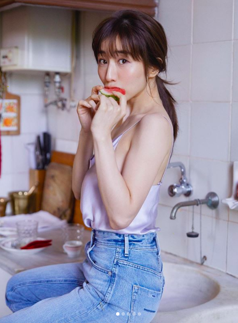 ▲田中美奈實遭爆男女通吃。(圖/翻攝田中美奈實IG)