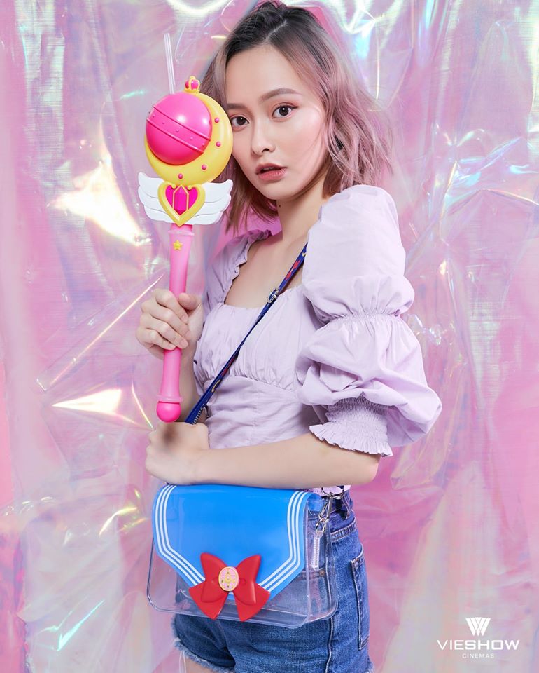 ▲威秀影城特別訂製了台灣獨家款「美少女戰士果凍包」和「月光公主權杖造型杯」。（圖／取自威秀影城官方FB）