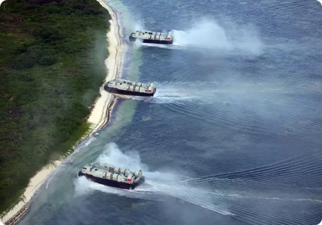 ▲為提升奪島作戰能力,解放軍海軍引進氣墊船,對我國離島防衛構成威脅。(圖/中國大陸國防部)