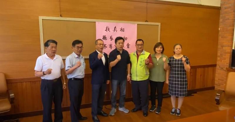 ▲▲民進黨團批議會議事組及宜蘭縣政府未將之前附帶決議「辦理媽祖文化節經費擴及相關宗教活動」列入是「硬ㄠ」。(圖/記者李清貴攝,2020.06.03)