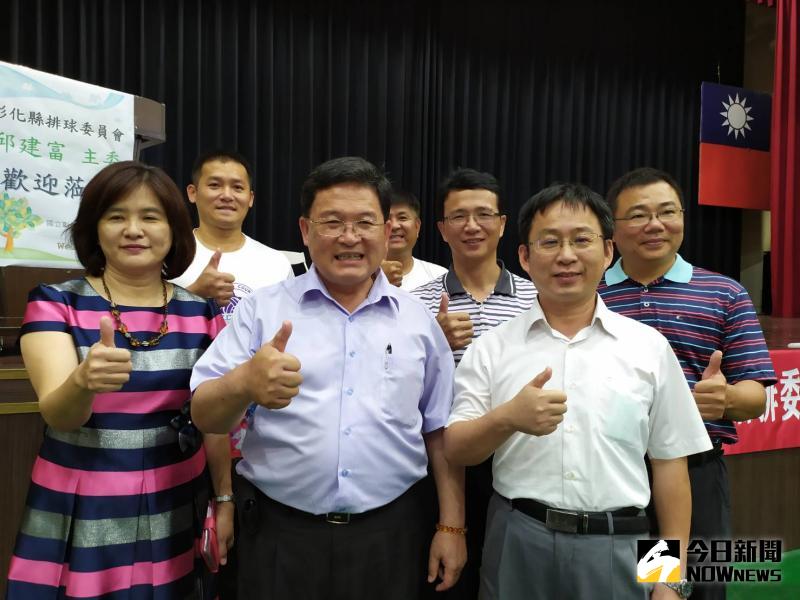 ▲彰化高中、彰化女中、和美高中、伸港國中、福興國中等5校取得全國決賽資格,成績相當令人雀躍邱建富及各校師生、教練齊為選手們加油打氣。(圖/記者葉靜美攝,2020.06.04)
