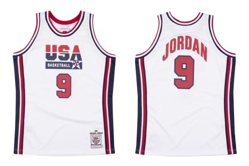 NBA／史上最強籃球隊　美國夢幻隊92年球衣復刻版登場
