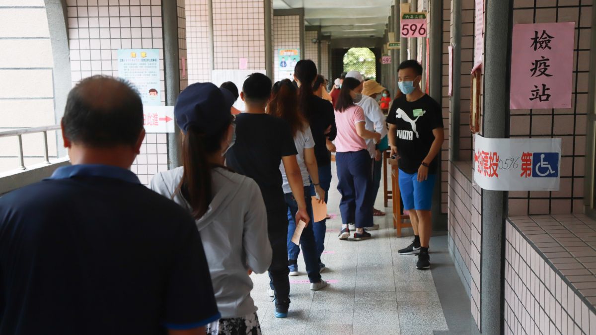 ▲高雄市第3屆市長補選投票於今（15）日登場，投票時間為上午8點至下午4點止，高市選委會預估投票率約5成上下。（圖／NOWnews資料照，記者葉政勳攝）