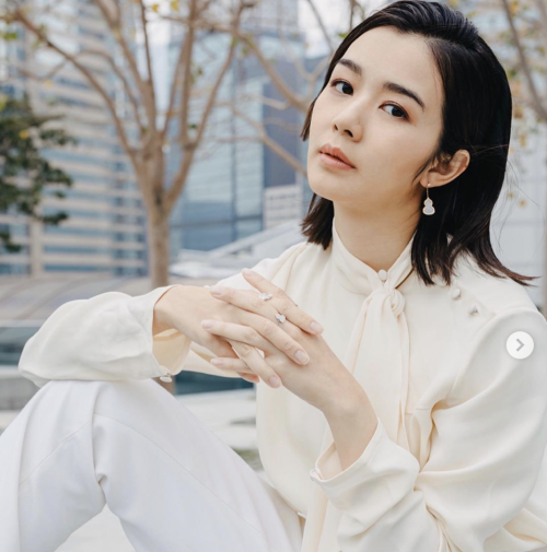 ▲麥明詩被網友封為「學霸女神」，也有「10優港姐」的美稱。（圖／ 翻攝自IG@louisa_mak)
