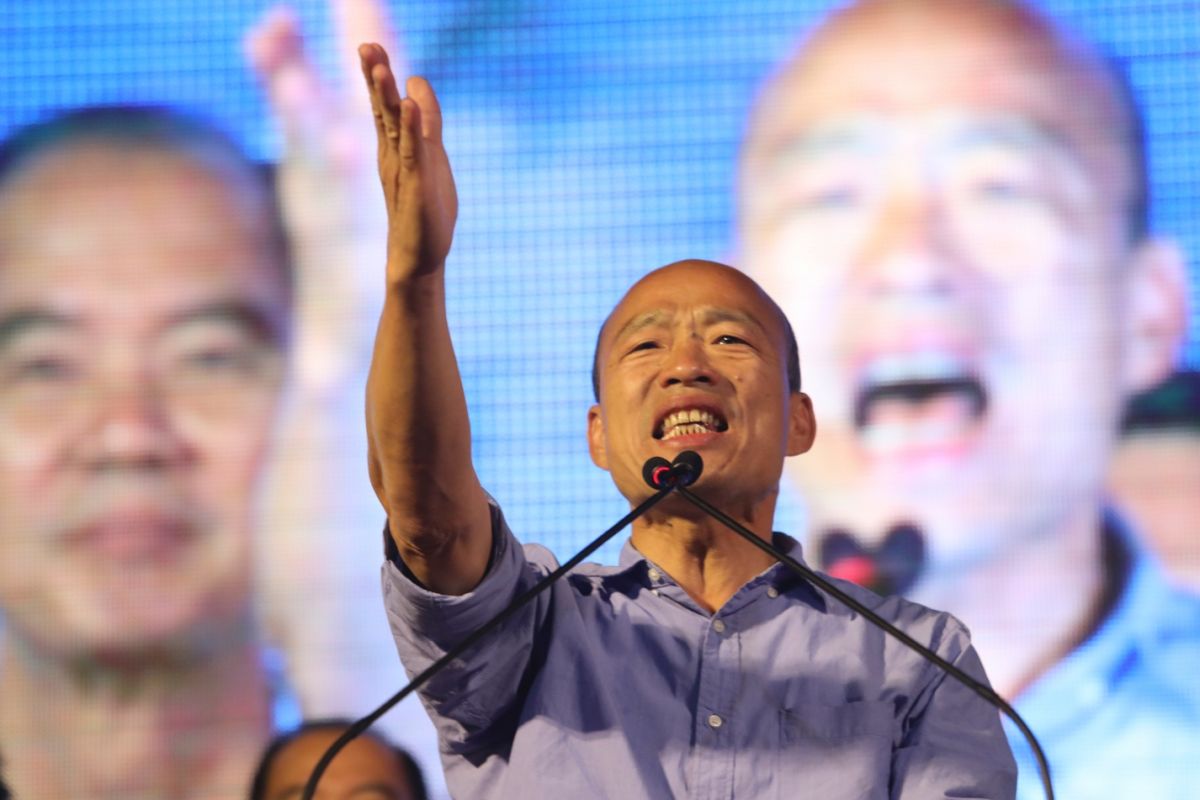 ▲高雄市長韓國瑜罷免案，6日以近94萬的同意票高票通過。（圖／美聯社／達志影像）