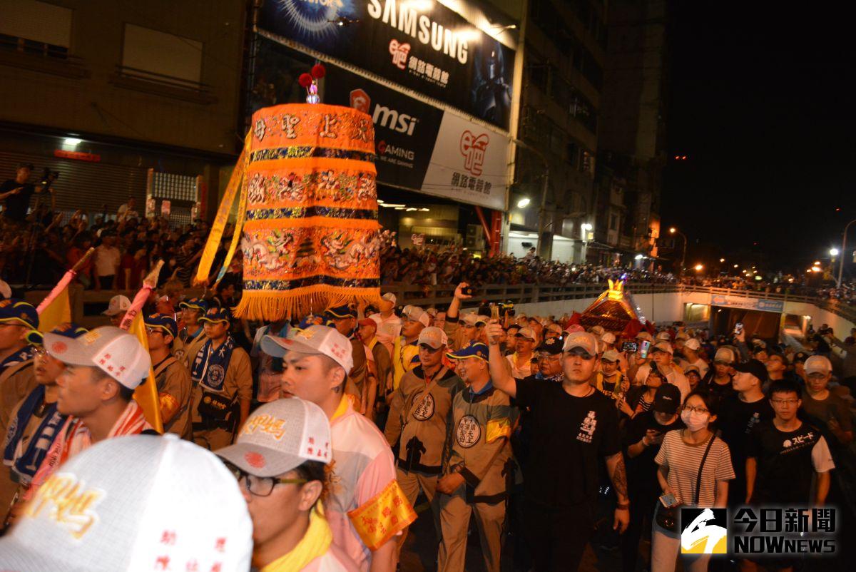 ▲新冠疫情趨緩，大甲鎮瀾宮媽祖確定將於6月11日週四起駕，進行為期9天8夜遶境祈福活動，媽祖遶境將進入進入彰化市。（資料照 圖／記者陳雅芳攝，2020.06.08）