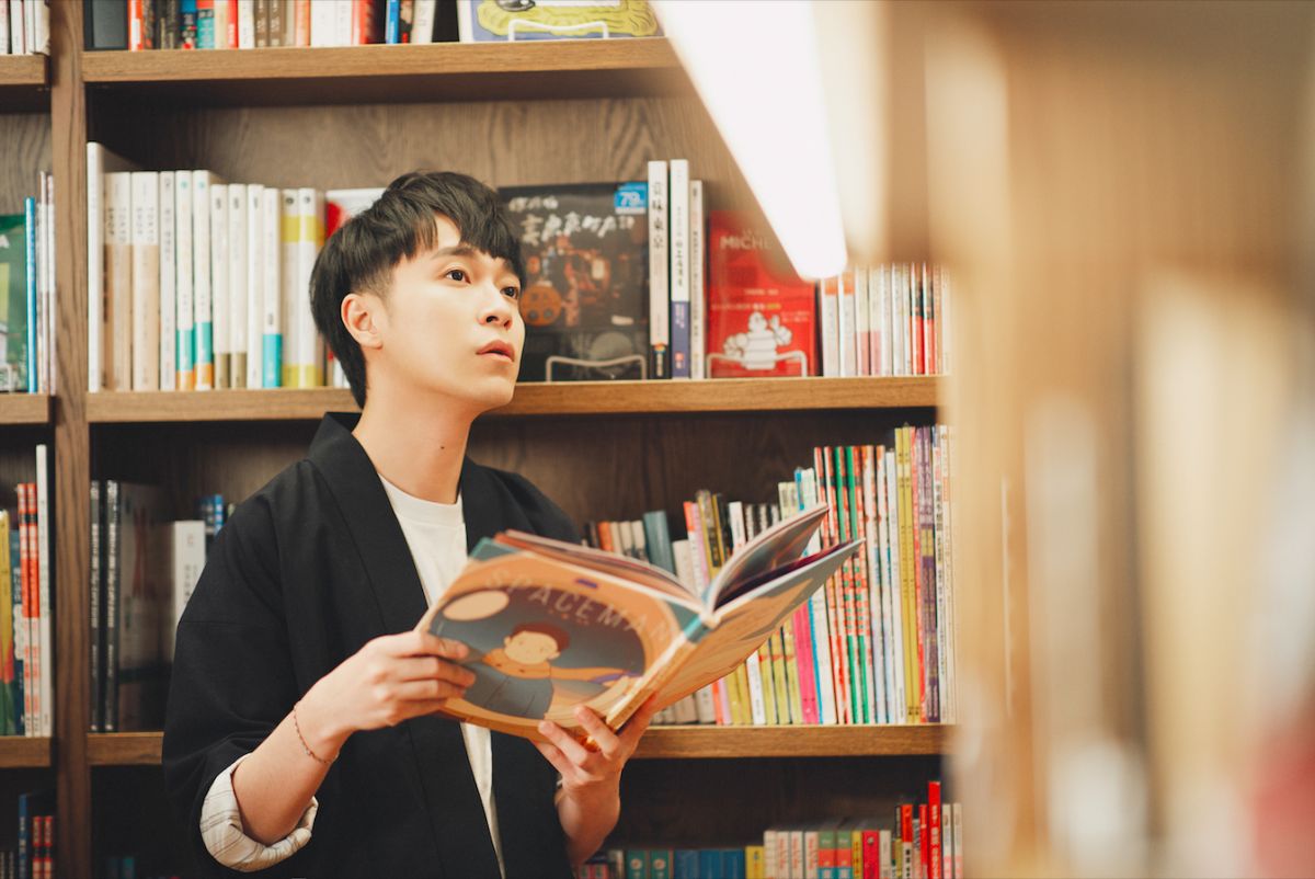 ▲吳青峰遭昔日恩師控告違反著作權法。（圖／環球音樂提供）