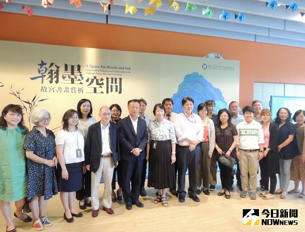 ▲國立故宮博物院均衡南北院發展在故宮南院規劃書畫特別展廳，連續兩檔期國寶展出要讓參觀者不懂書畫也難。（圖/記者任禮清攝，2020.06.10）